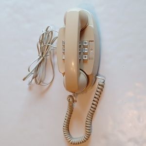 Vintage push button princess phone